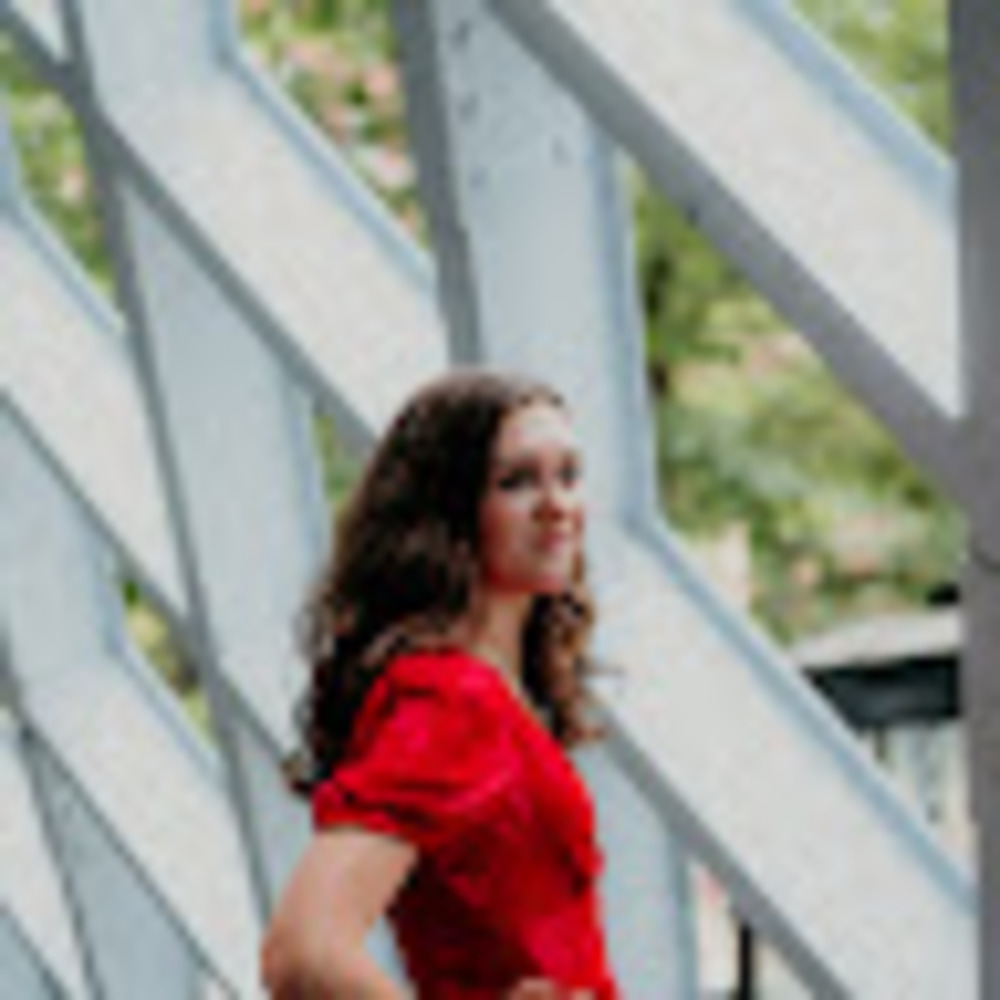 Meet your Posher, Marina
